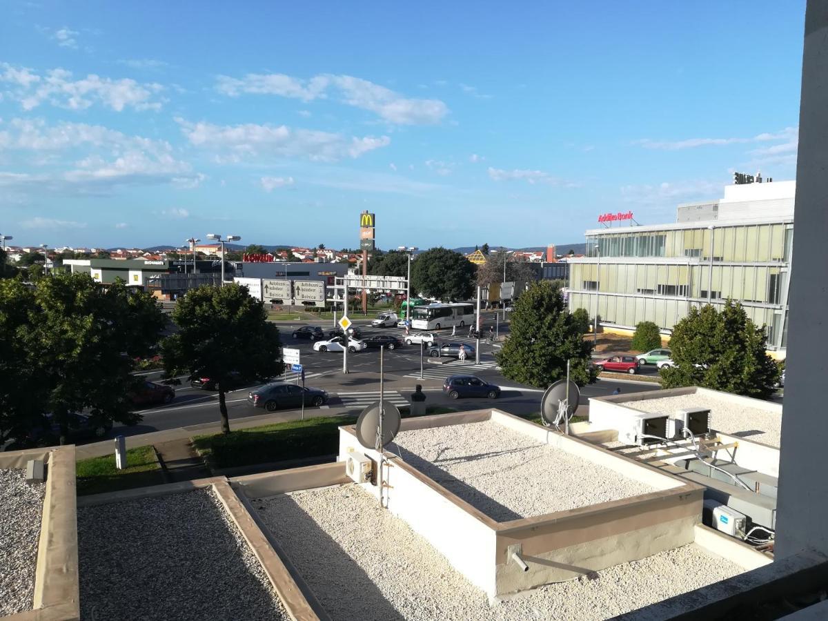 Ryanair'S Urban Flat In Zadar-Kolovare Beach Exterior foto